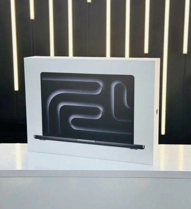 Apple MacBook Pro M4, 24GB/1TB MCX04 Black